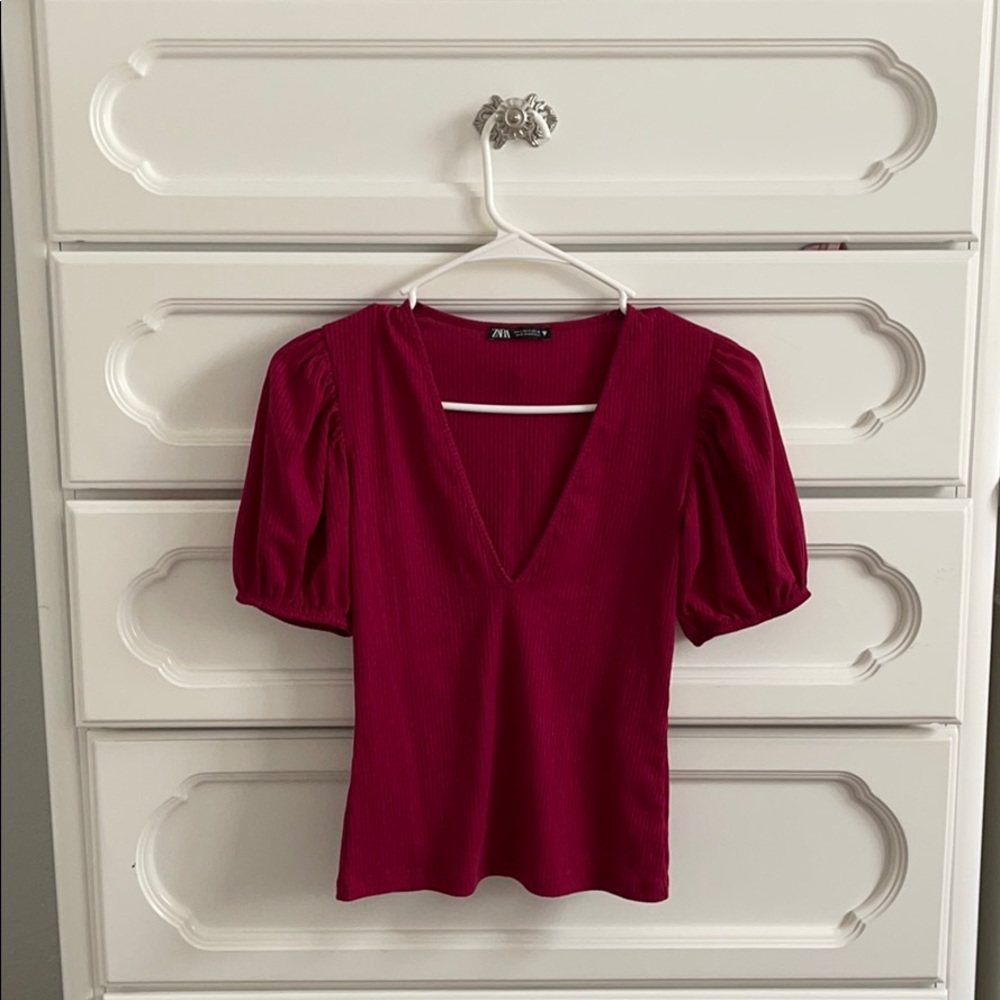 Zara Puff Sleeve Top